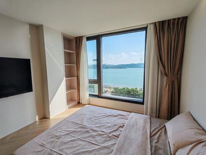 龙湖东海岸整租 海璟天翡2室2厅/75平/低楼层