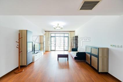 顺义中央别墅区整租 优山美地(C区)3室2厅/158平/中楼层