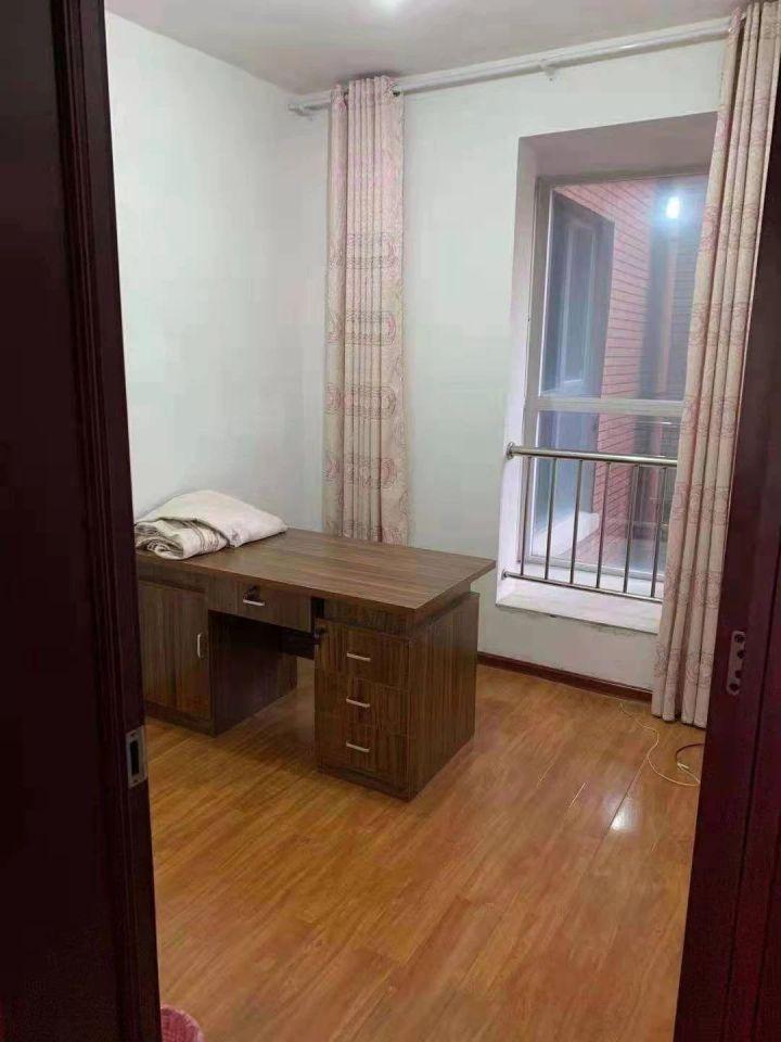 整租·润华翡翠城