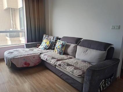 翠屏上江北整租 寅吾伊顿公馆2室2厅/58平/中楼层