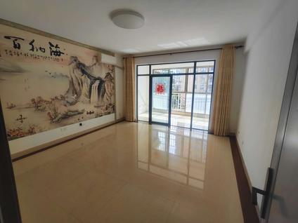 青秀凤岭北整租 塞纳维拉花园4室2厅/164平/低楼层