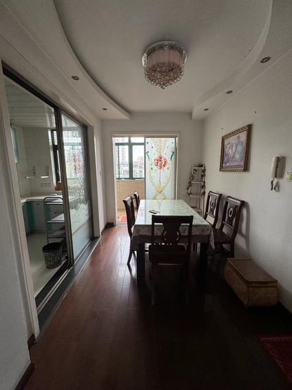 江宁东山整租 日光佳园3室2厅/168平/高楼层