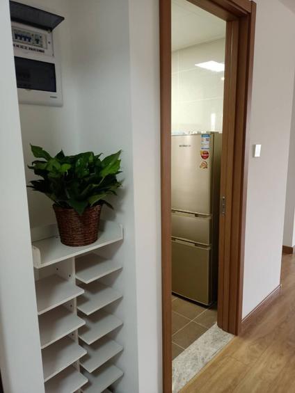 广陵汤汪整租 万科城市之光3室2厅/89平/中楼层