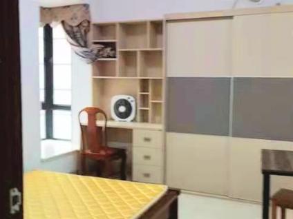 秀英紫园整租 蓝城印象2室2厅/94平/中楼层