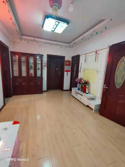 普兰店铁西整租 西班牙印象1室1厅/44平/低楼层