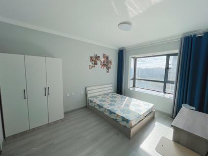 官渡国贸中心合租 银海尚御3室1厅/30平/中楼层