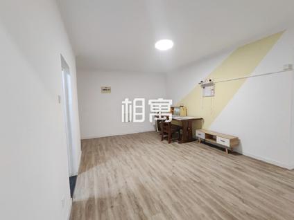 朝阳劲松合租 华腾园4室1厅/13平/低楼层