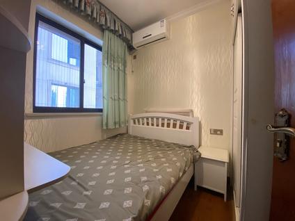 两江新区空港整租 桃源居国际花园(三区)3室2厅/94平/中楼层