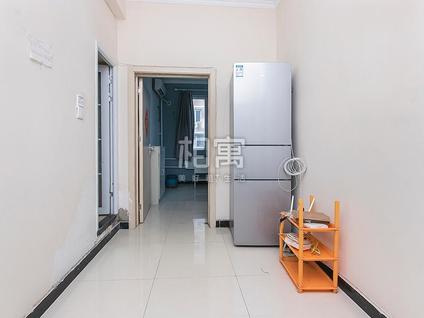 undefined合租·新源南路小区(8-12号双号)·3室1厅 北卧8㎡ | 北 | 朝阳 三里屯