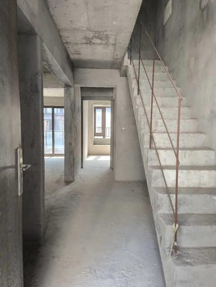 北京保利云上西棠4室2厅165.88平底层/共4层