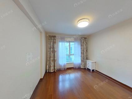 西城金融街整租 西城晶华3室2厅/149平/中楼层