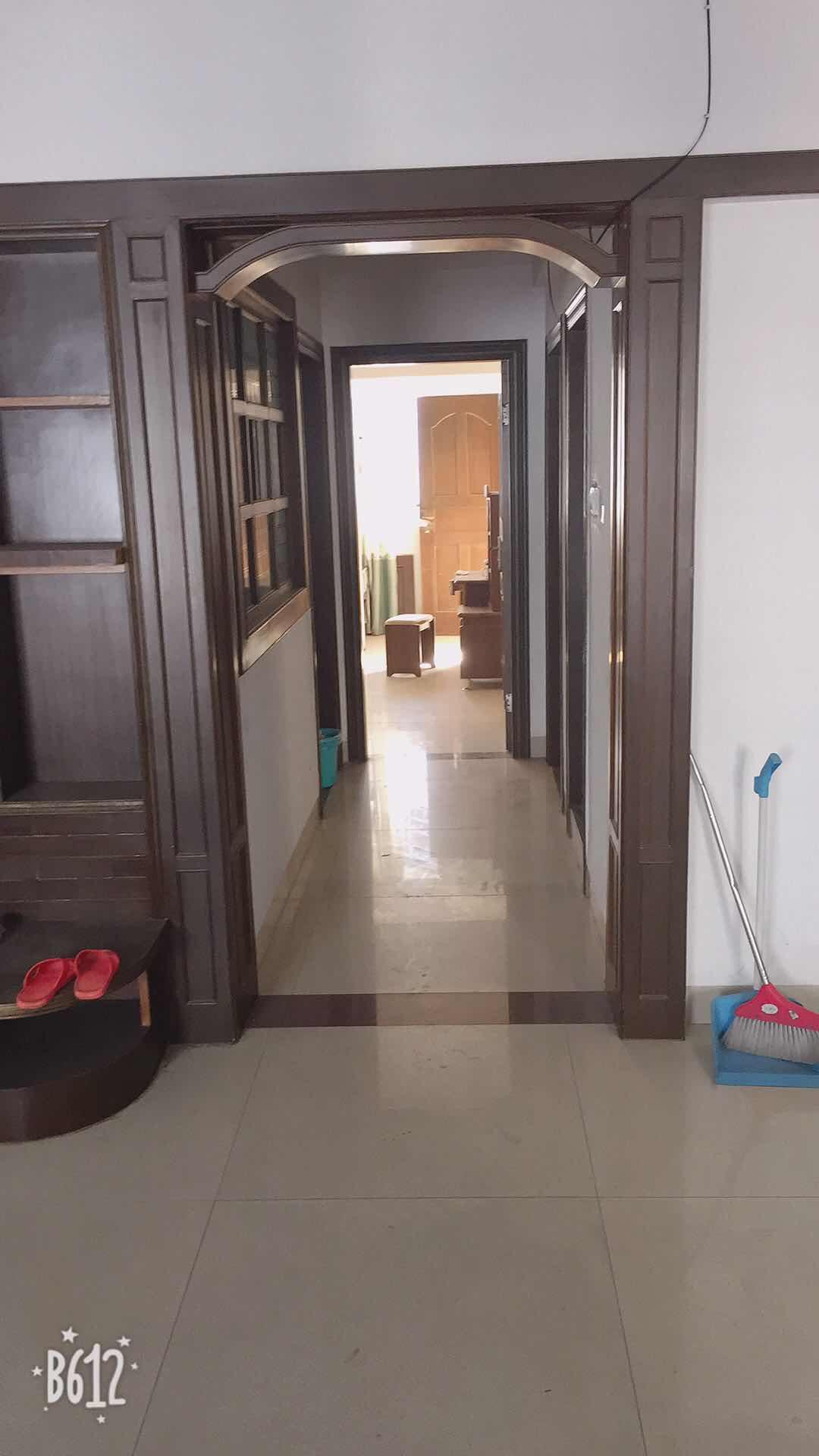 整租·圣湖小区