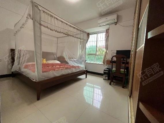 整租·银泉花园(E区)