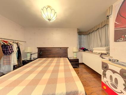 江宁科学园整租 万欣翠园4室2厅/210平/低楼层