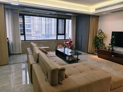 北京阳明花园4室2厅90平中楼层/共15层