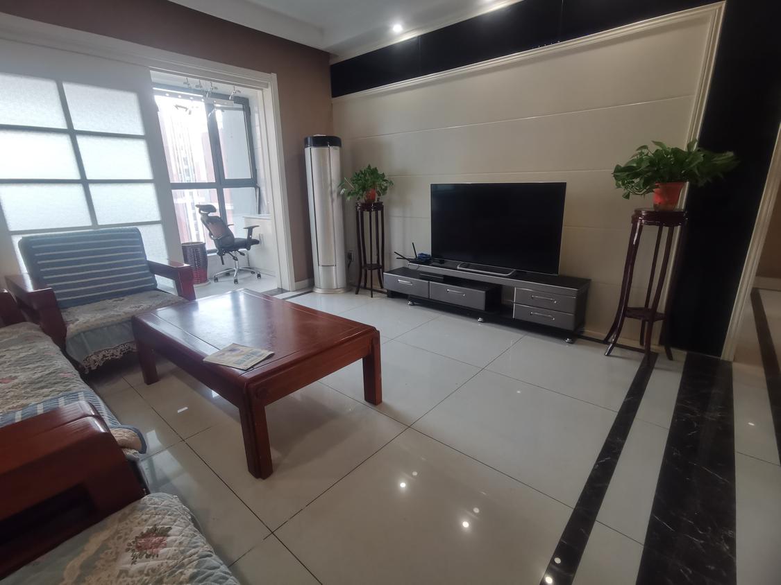 整租·润华翡翠城