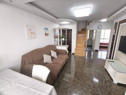 浦东曹路整租 丰舍东苑3室1厅/72平/高楼层