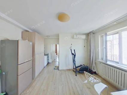 海淀颐和园整租 圆明园西路51号院3室1厅/71平/高楼层