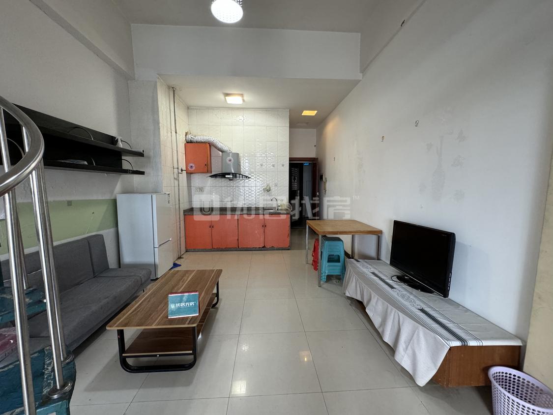 整租·主山假日公寓