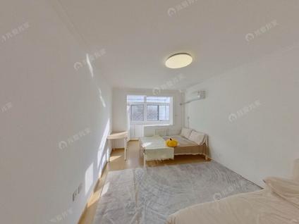 海淀皂君庙整租 交大东路52号院1室1厅/40平/低楼层