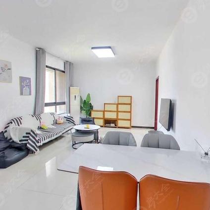 开发区快乐城整租 新湖柴桑春天(三区)2室2厅/90平/高楼层