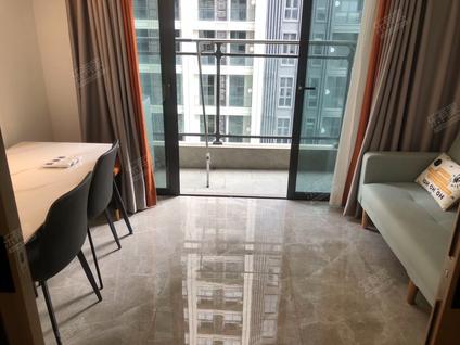 港口保利国际整租 中海世纪荟2室2厅/40平/低楼层