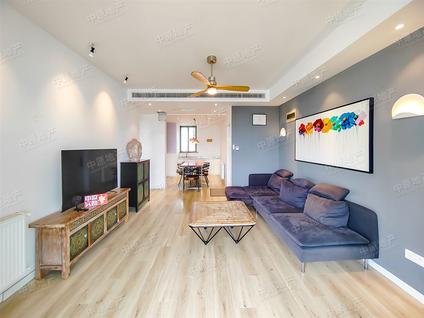 浦东碧云整租 金桥爱建园3室2厅/132平/高楼层