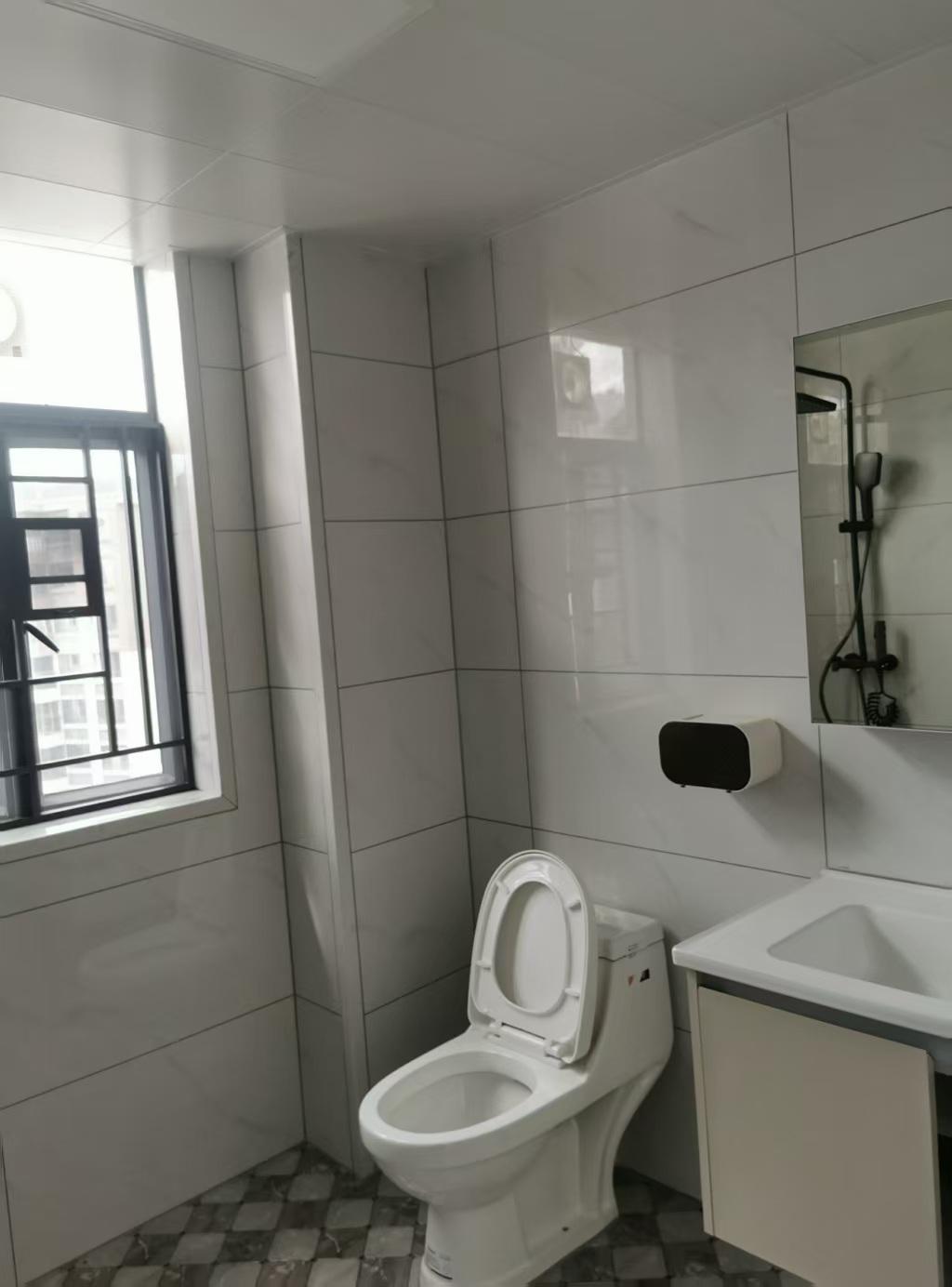 整租·依云山居