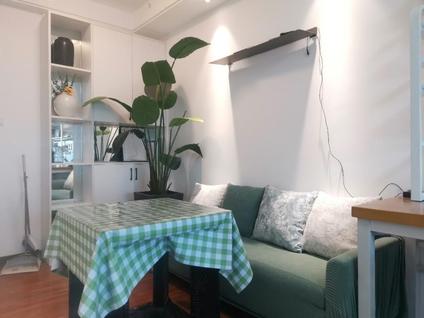 观山湖奥体中心整租 华润悦府(F区)1室1厅/45平/中楼层