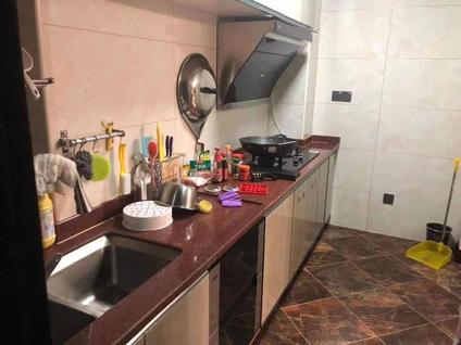 江城江城整租 泓景苑3室2厅/109平/高楼层