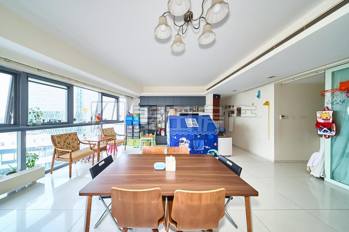 整租·三里屯SOHO公寓