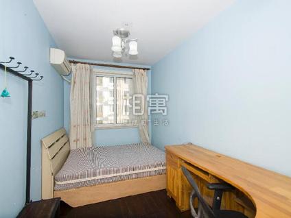 浦东杨思整租 三林世博家园3室1厅/97平/中楼层