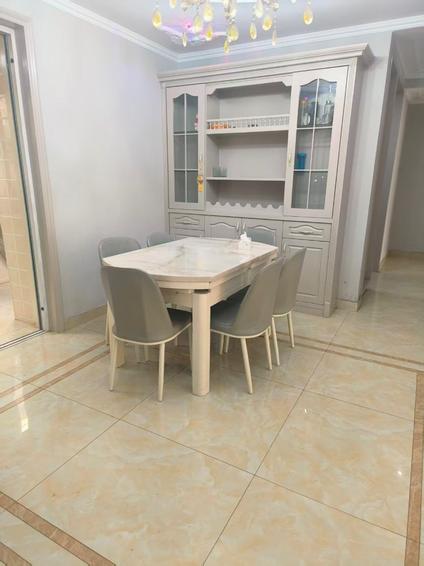 长兴长兴整租 紫金南苑3室2厅/120平/低楼层