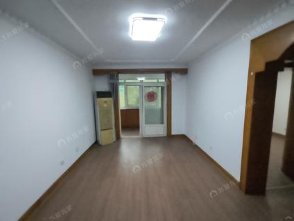 房山阎村整租 燕化星城建德三里2室1厅/84平/中楼层