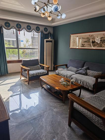 扬州近水楼台(北区)4室2厅180平底层/共3层