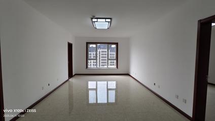 北京积家玺苑3室2厅137平低楼层/共23层