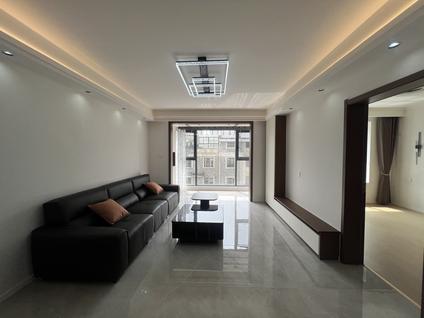 北京裕坤丽晶城3室2厅125平中楼层/共18层