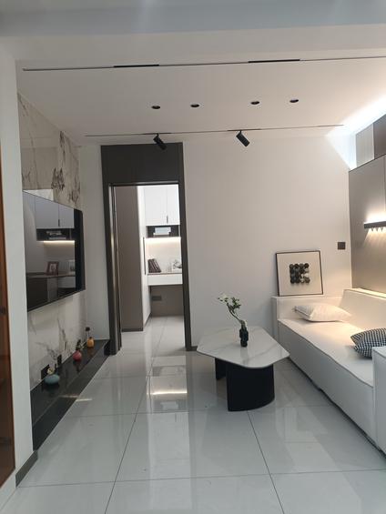 北京华亿紫金城(C区)2室2厅84平地下/共18层