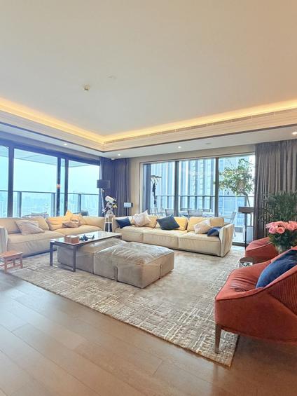 北京天鹅湖花园(一期)5室2厅376平高楼层/共34层