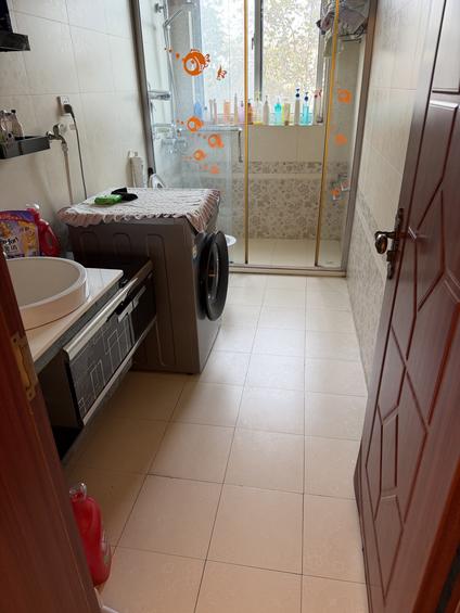 北京鸿益千秋3室2厅132平低楼层/共17层