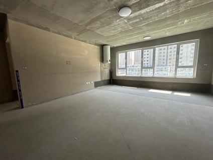 威海蓝星万象城3室2厅128平低楼层/共11层