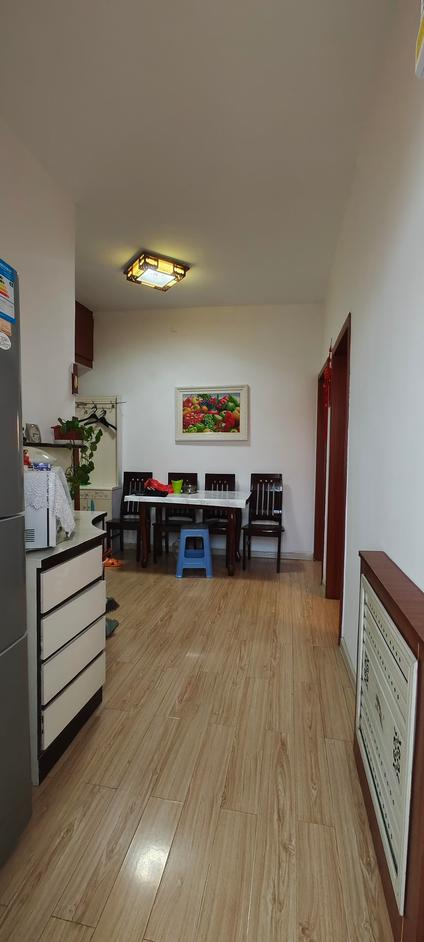 北京太钢118小区2室1厅56平高楼层/共6层