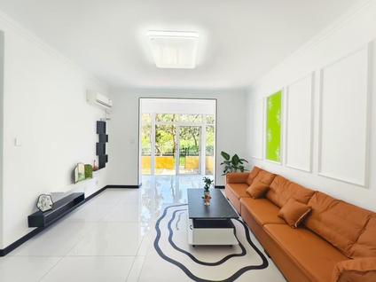 北京松海花园小区2室2厅83平底层/共6层