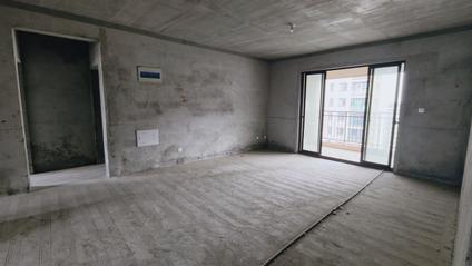 六安状元府3室2厅131平中楼层/共18层