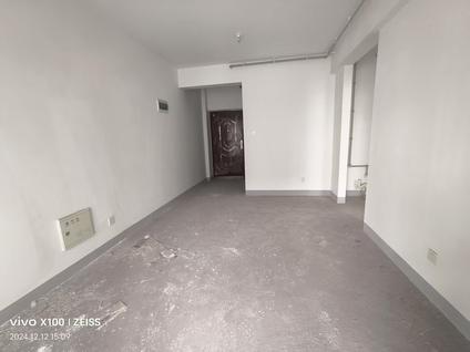 北京婺畔雅居1室1厅56平高楼层/共20层