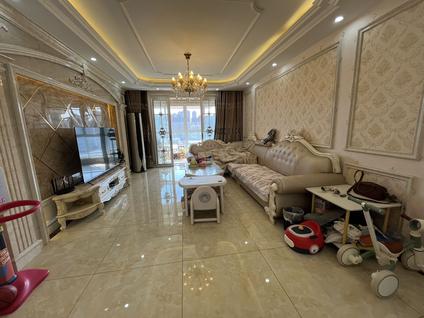 北京水岸花都3室2厅123.38平中楼层/共18层