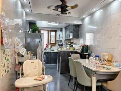 北京鸿坤理想城(二期)4室2厅128平中楼层/共27层