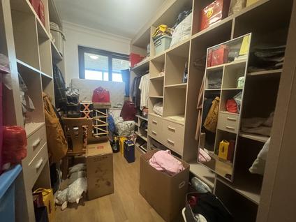 北京中海金玺4室2厅141平高楼层/共28层