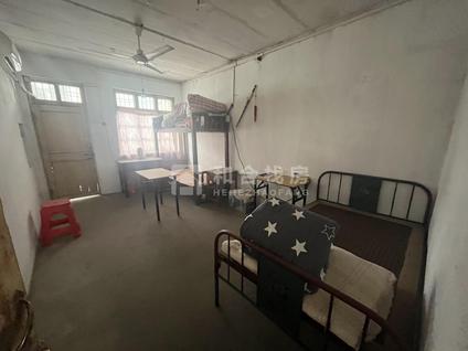 北京大操场新村3室2厅89平中楼层/共3层