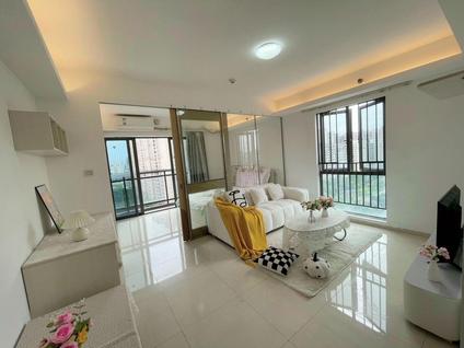 嘉定菊园新区合租 万科金色领域1室1厅/41平/中楼层